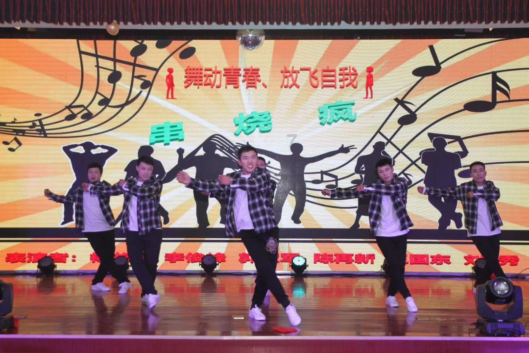经济界政协委员热议政府工作报告